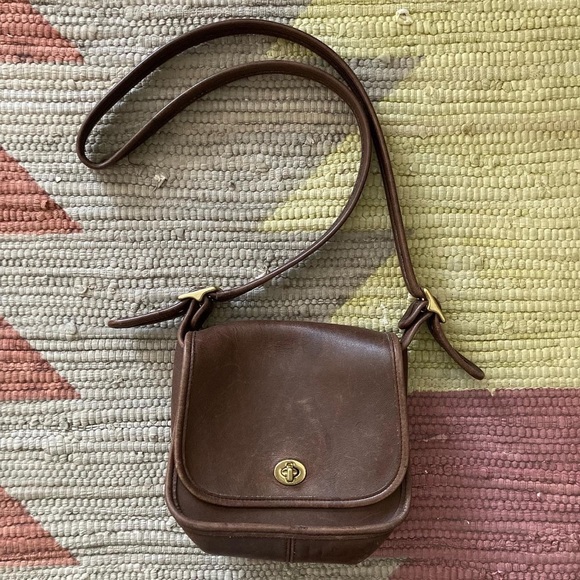 Coach Handbags - Coach 90’s bag 9965